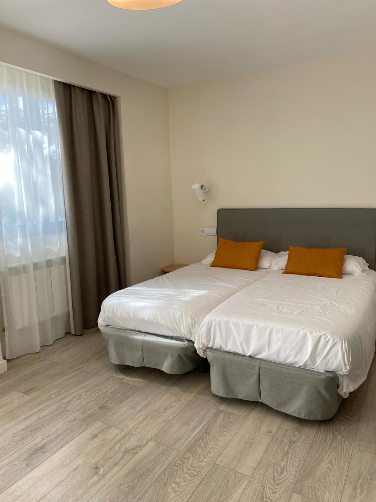 Villa Lucerna Sports & Hotel Resort Vigo de Sanabria Eksteriør bilde