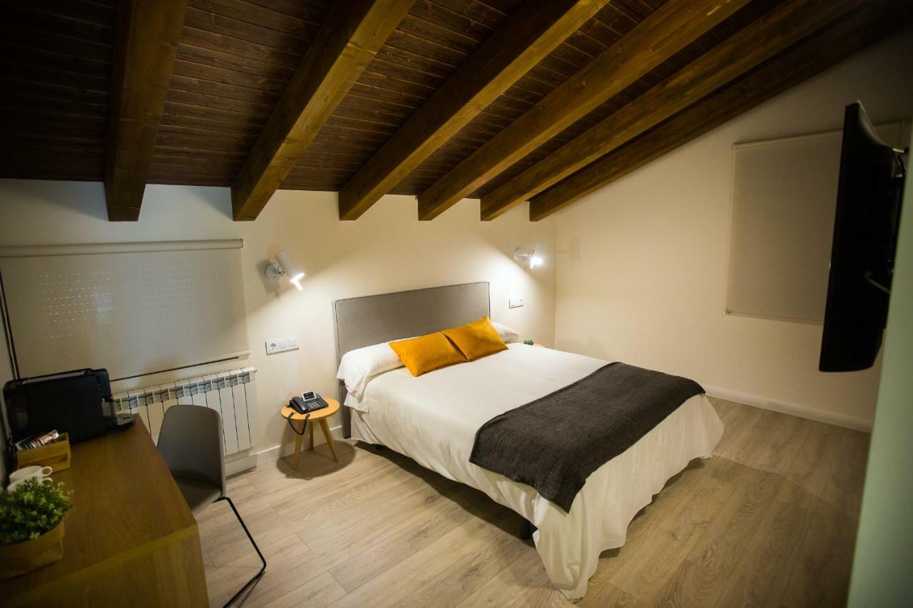 Villa Lucerna Sports & Hotel Resort Vigo de Sanabria Eksteriør bilde