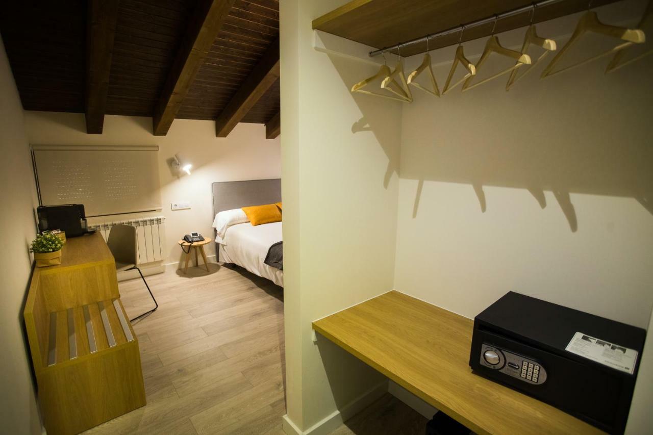 Villa Lucerna Sports & Hotel Resort Vigo de Sanabria Eksteriør bilde